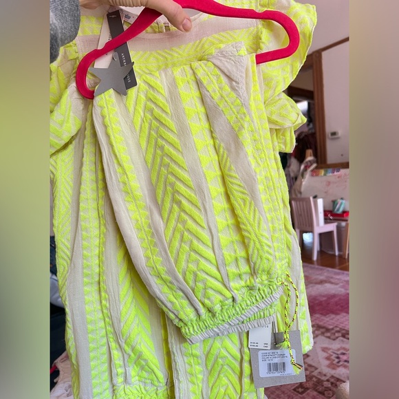 Stunning 10-12 devotion twins two piece outfit brand new - Picture 3 of 4